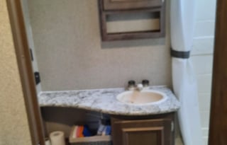 Family friendly with HUGE Bunkroom!!