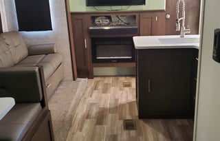 Perfect for Family, Pet Friendly Travel Trailer