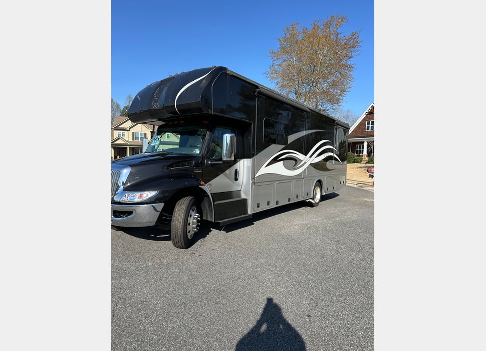 Class C Motor Home rentals in Dawsonville