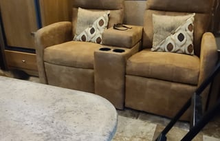 2015 Coachmen RV Leprechaun 317SA Ford 450