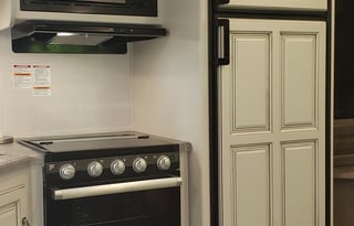 King Master, Fully Loaded Luxury, Turn-Key Ready!