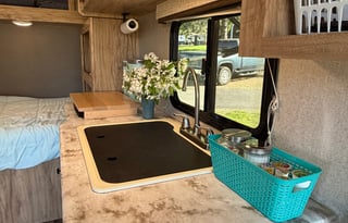 Cozy Toy Hauler | Pet Friendly | Sleeps 3