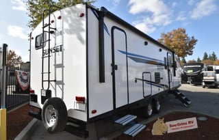 2020 Sunset Trail Super Lite 272BH Crossroads
