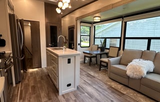 2022 Palomino Columbus