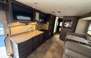 Spacious and fully equipped motorhome