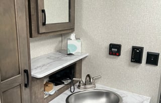 2022 Venture RV Sonic SN231VRL