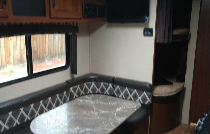 U shape dinette