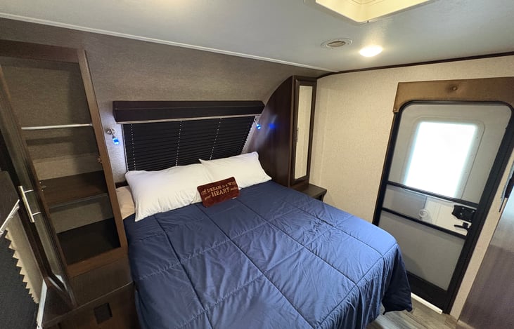 Queen Bed