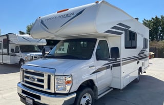 2021 Coachmen Freelander 22XG Ford 350 MiniLander