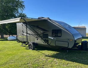 Travel Lite Falcon F-24BH