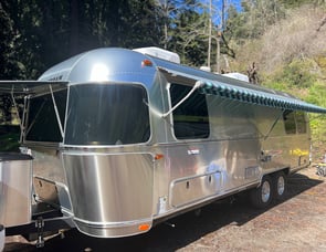 Airstream RV International 27FB Twin