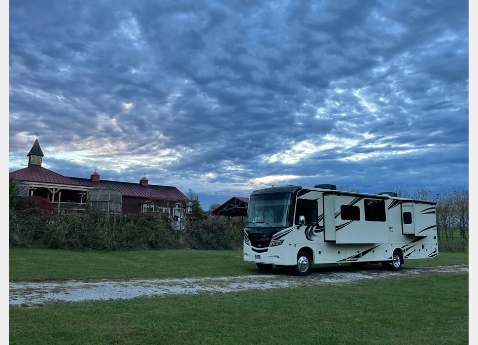 Class A Motor Home rentals in Gonzales