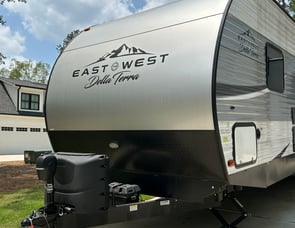 EAST TO WEST Della Terra 291RK