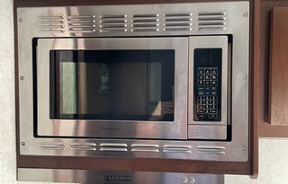 32ft. Luxury RV-Pure Glamping kid & pet approved