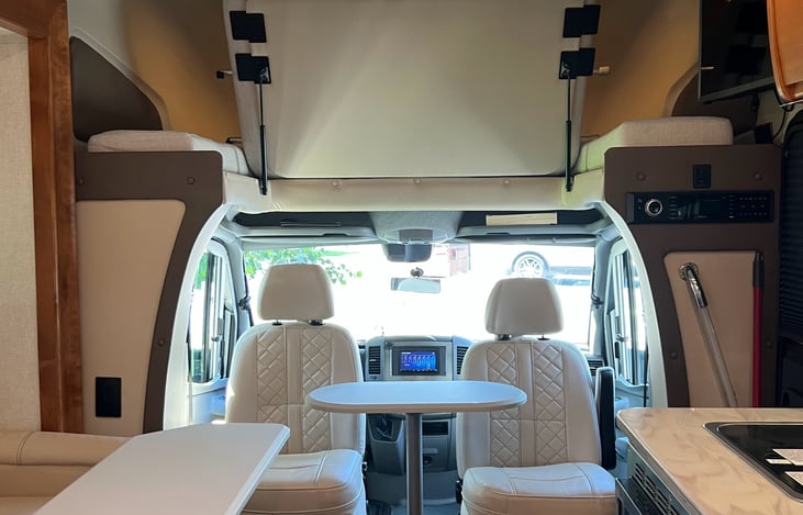 Swivel seats for dining area