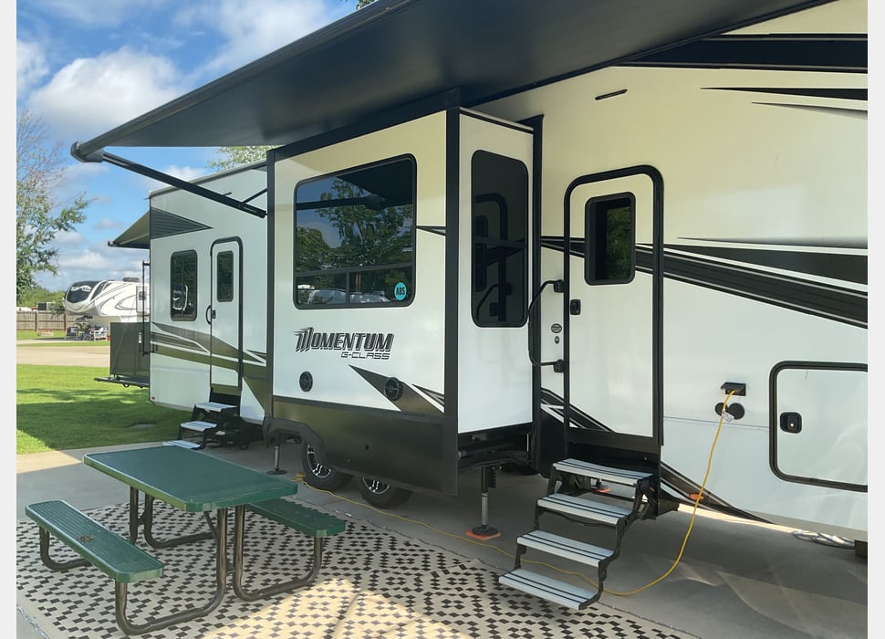Fifth Wheel rentals in Carthage