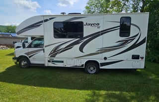 Finger Lakes RV Rentals Half Pt.