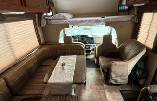 2015 Thor Motor Coach Freedom Elite 23H