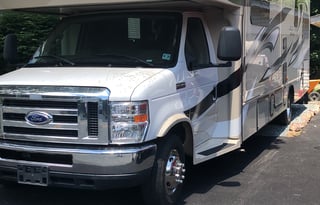 "Wanda" 2015 Jayco Greyhawk 31FS