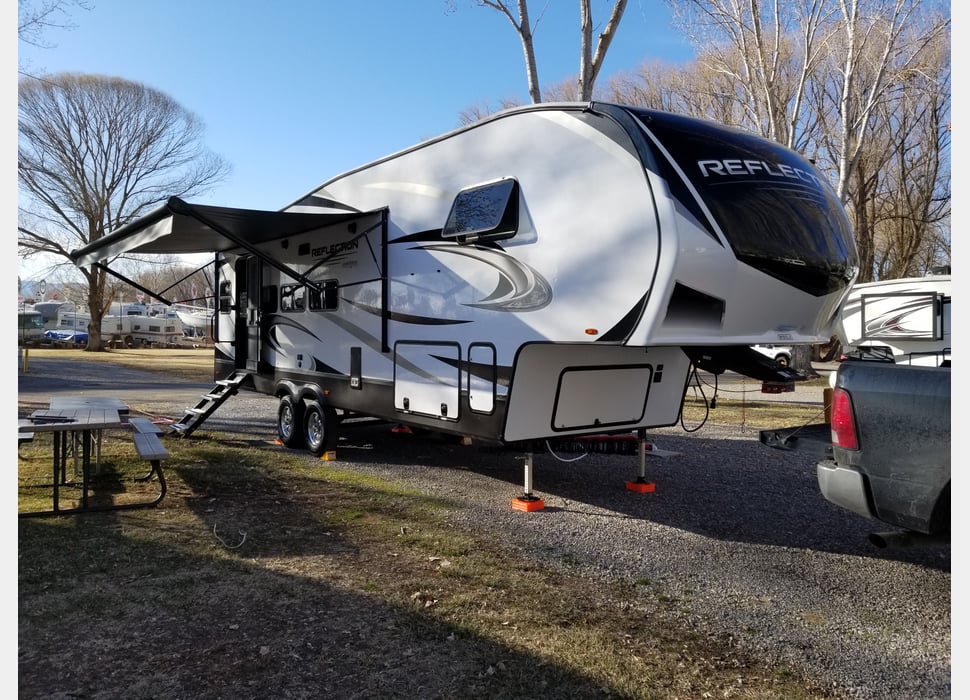 Fifth Wheel rentals in Raeford
