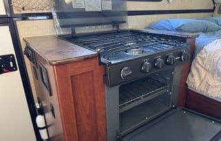 Cozy A-Frame Camper - Sleeps 4, A/C, Delivery