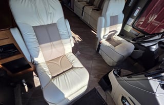 Luxury 2019 Winnebago Forza 34T Diesel Class A