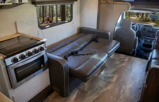 C06 - 10 Person w/ Bunk- The RV Rental Factory