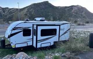 2023 Starcraft Super Lite Maxx 19MBH - “Clark”