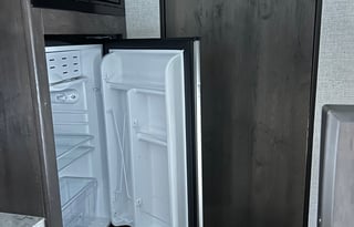 21’ Coleman Camper –Fall Foliage & Winter Trips