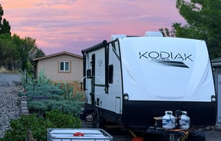 Off-Grid Modern 2025 Dutchman Kodiak Ultra-Lite