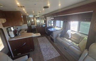 One beautiful Coach 36Z Infinity 2005
