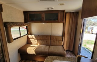 Wanna Tango?-Pet Friendly, Delivery, Grill, Tent