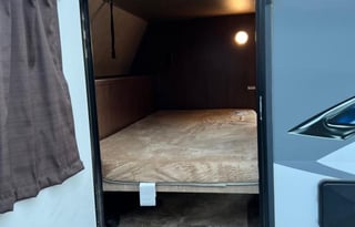 2016 Jayco - Jay Feather Floorplan: X213