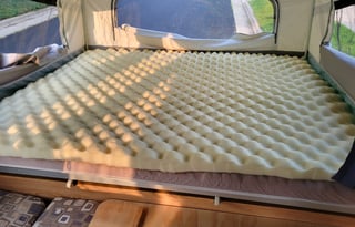 Waunakee, WI Pop-Up Camper  2010 Palomino Y-4120