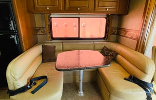 2013 Thor Motor Coach Daybreak 28PD