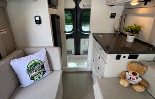 2024 Entegra Coach ARC 18C