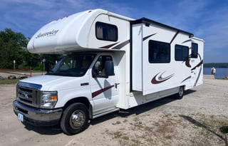 2016 Forest River RV Sunseeker 3100SS Ford