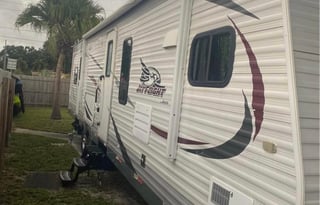 Shannon’s Apartment Style RV Rental