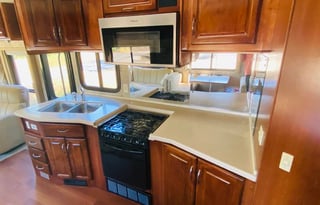 Gone With The Wind! Large Slide-Out