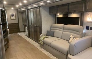 NEW 2023 Tiffin Motorhomes Open Road Allegro 36 UA
