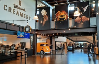 4WD All-Season "Rosie" UNLIMITED MILES + Starlink