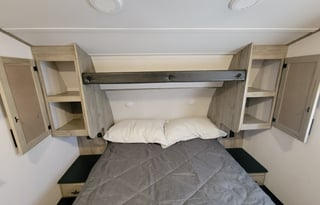 2022 Forest River RV Cherokee Arctic Wolf 287BH