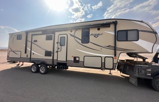 2016 Hideout- Enough Space for the Whole Family!