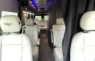 2023 Grech RV Strada-ion Lounge