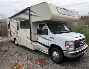 Coachmen RV Leprechaun 280BH Ford 450