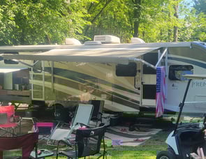 Keystone RV Premier Ultra Lite 31BHPR
