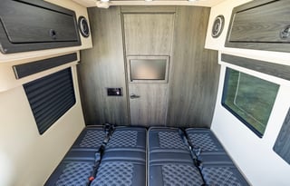 Luxury Mercedes easy park/drive, seats 8, sleeps 2