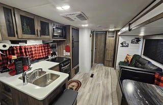 2022 Heartland Pioneer BH 330