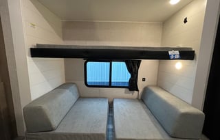 2025 BRAND NEW! Jayco Jay Flight SLX 321BDS