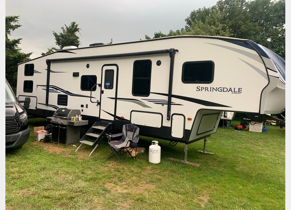 Fifth Wheel rentals in Johnston